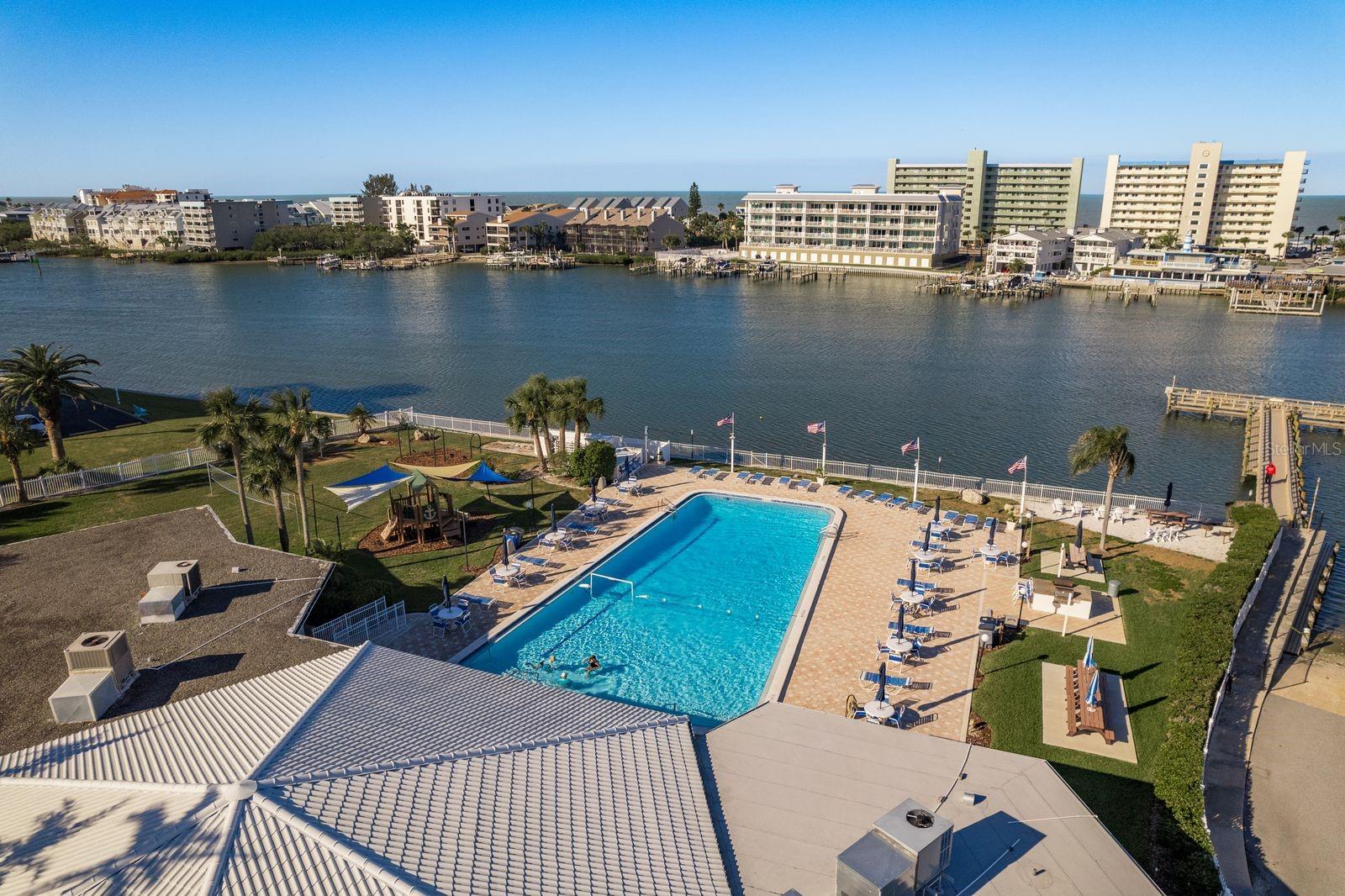 IMPERIAL POINT CONDO IV - Residential