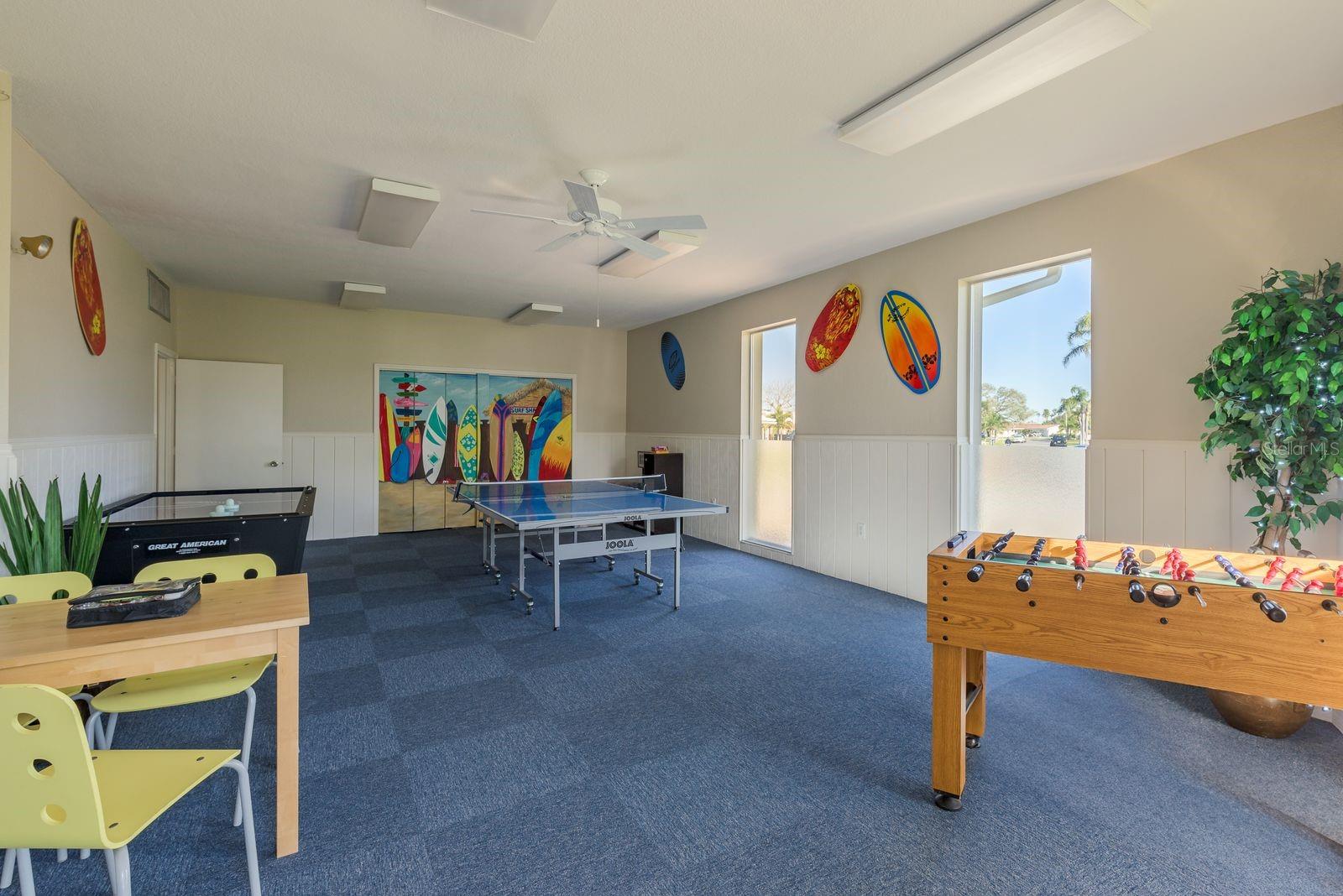 IMPERIAL POINT CONDO IV - Residential