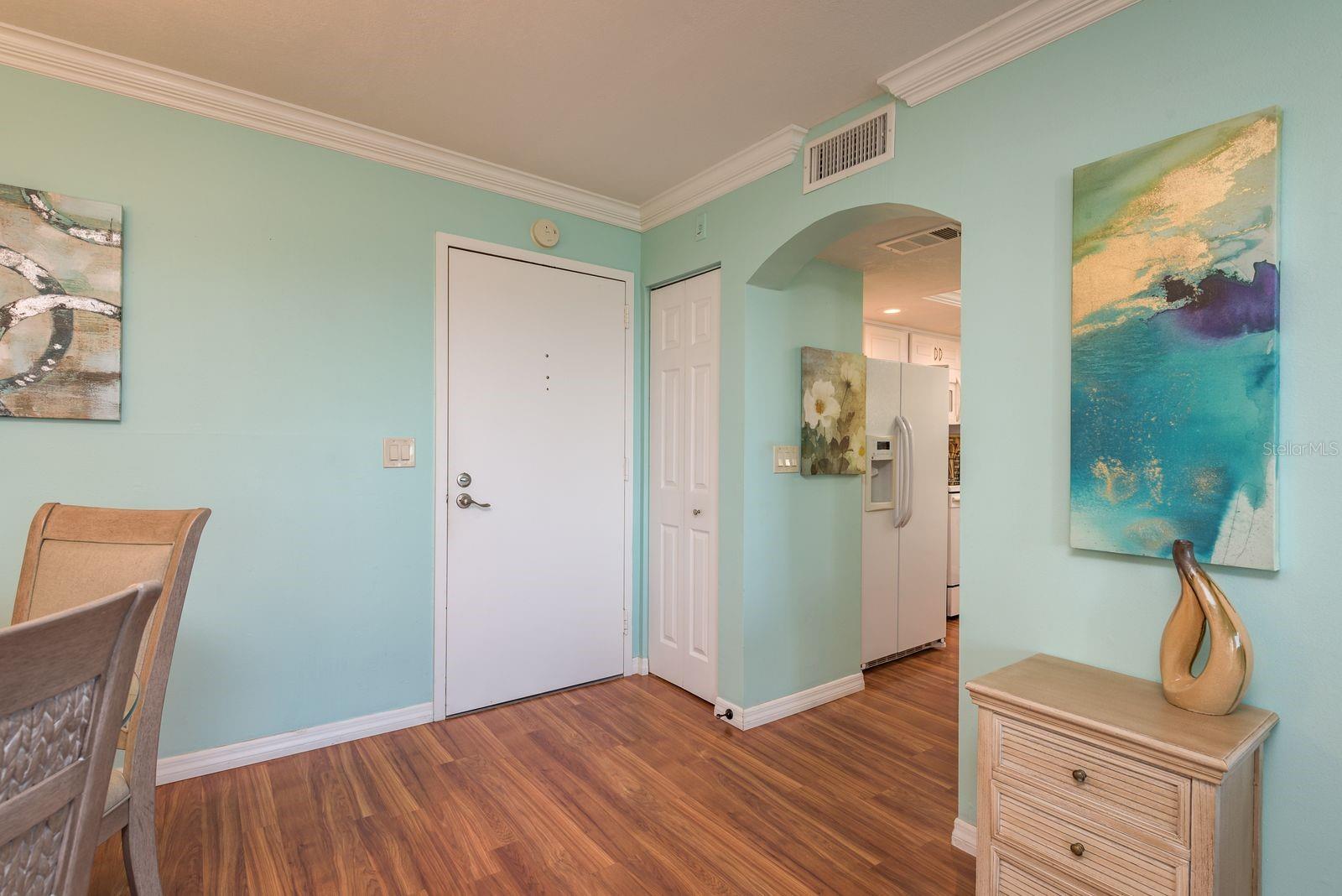 IMPERIAL POINT CONDO IV - Residential