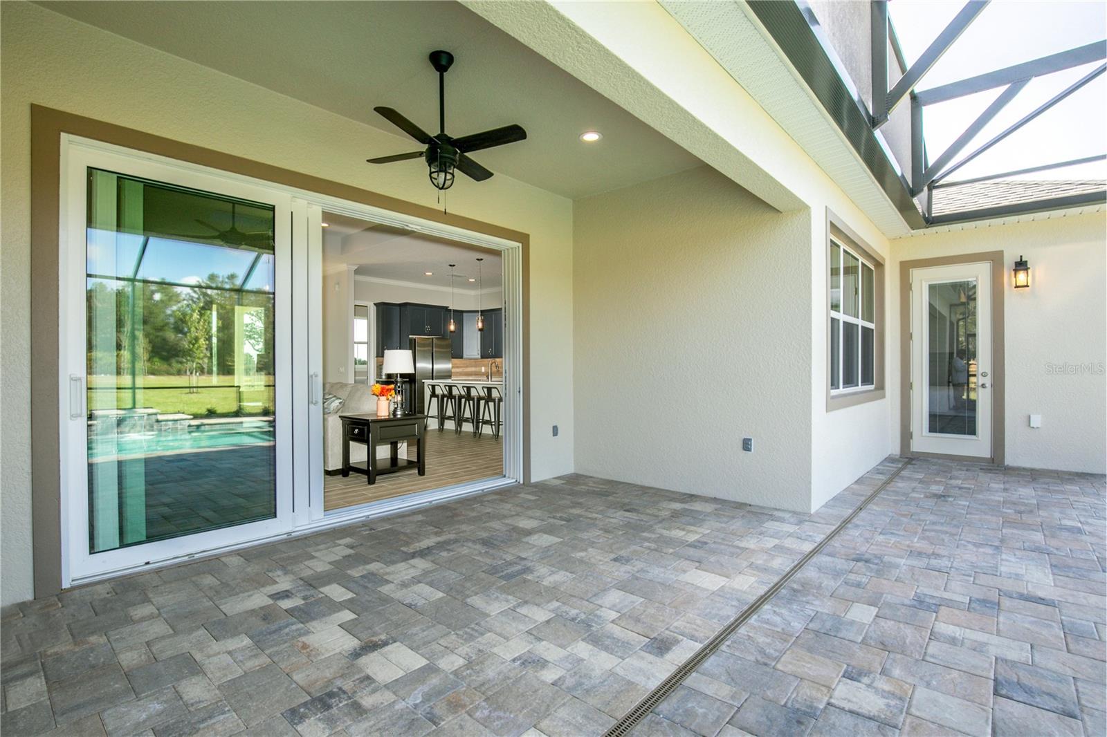 SHORELINE RANCH - Residential