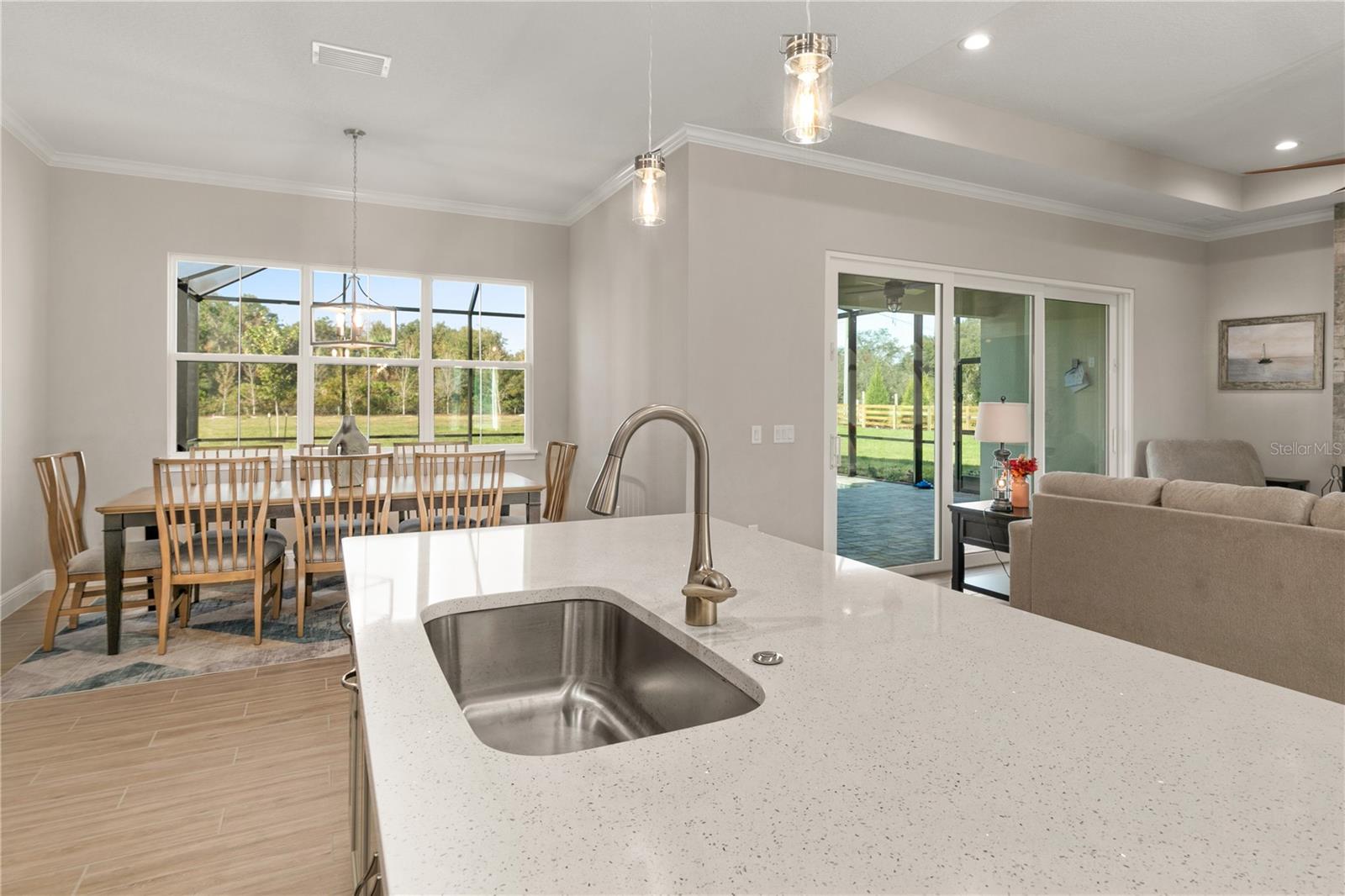 SHORELINE RANCH - Residential