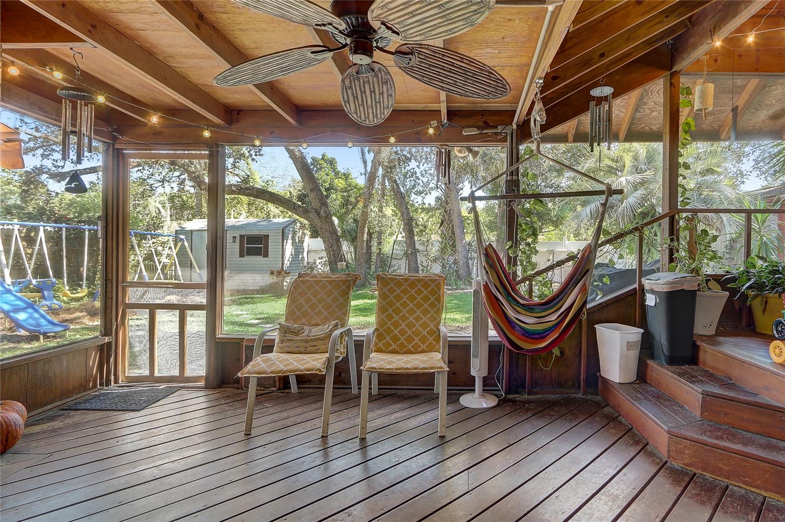 LAUREL SPGS - Residential