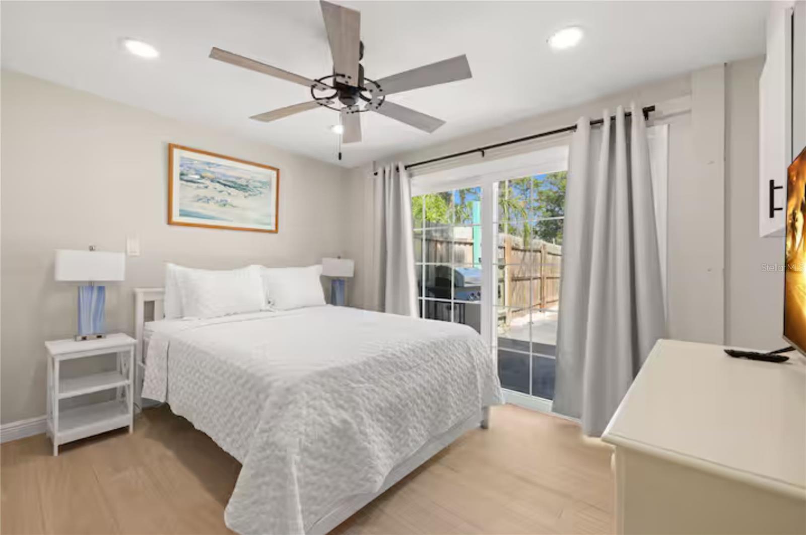 OZONA SHORES 1ST ADD - Residential