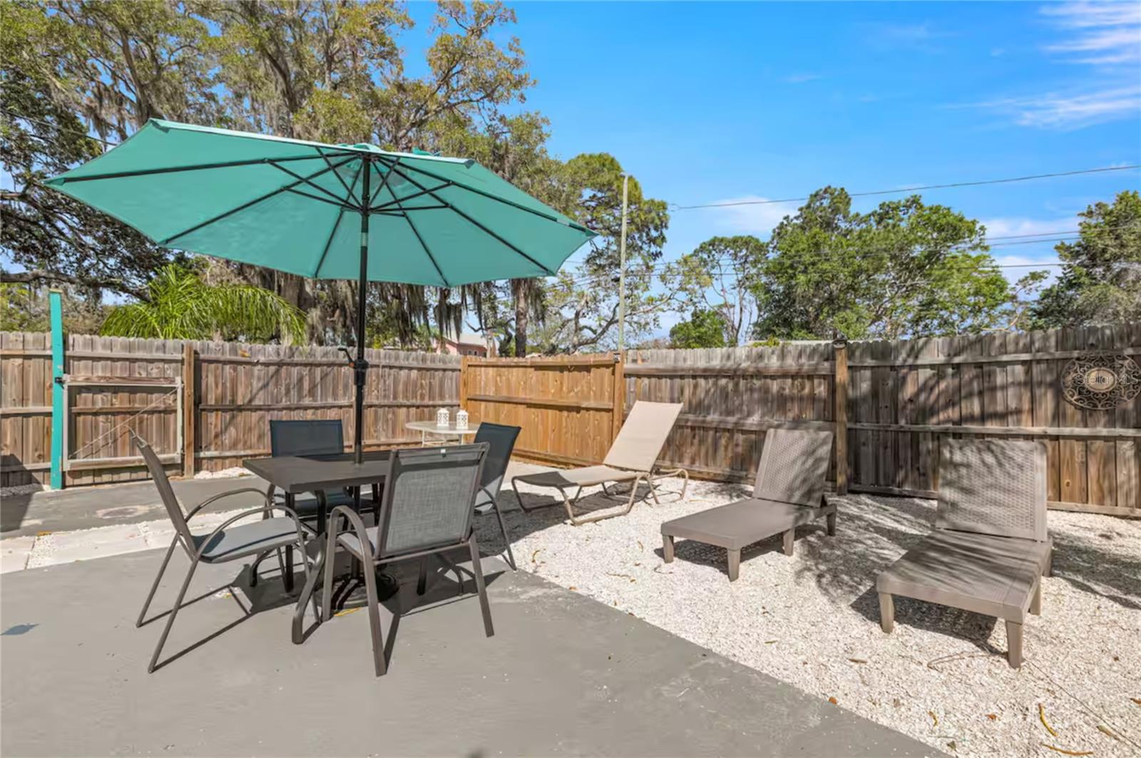 OZONA SHORES 1ST ADD - Residential