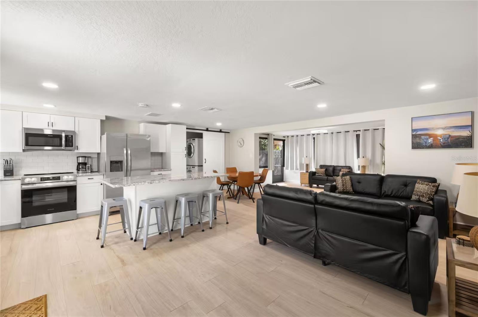 OZONA SHORES 1ST ADD - Residential