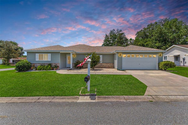 9498 SE 174TH LOOP, SUMMERFIELD, FL 34491 - Image 859bfab7e003cc67d0a1ca4520aa85f8/1235824320