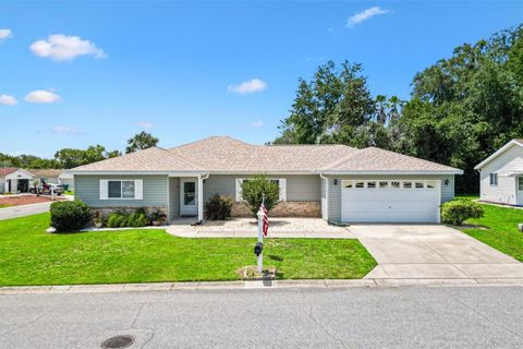 Featured picture for the property OM725767
