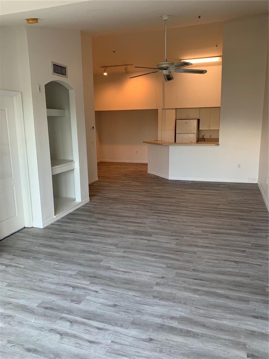 BELLA VILLINO VI - Residential Lease