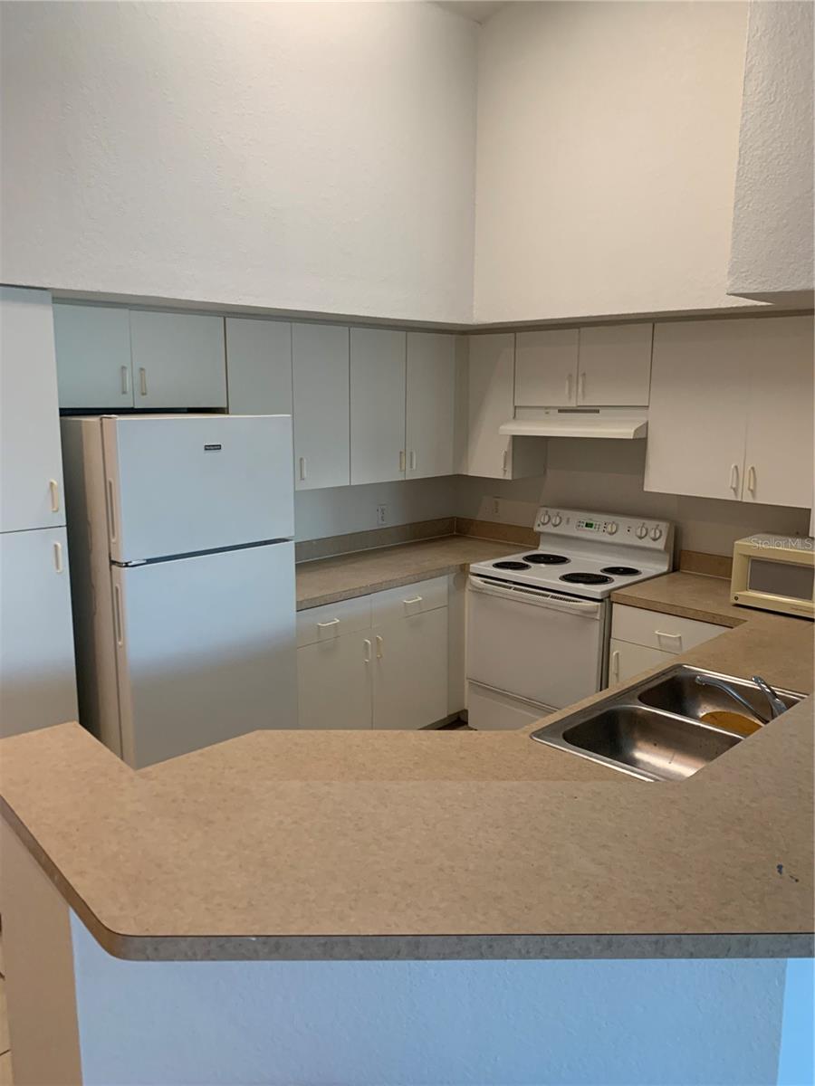 BELLA VILLINO VI - Residential Lease