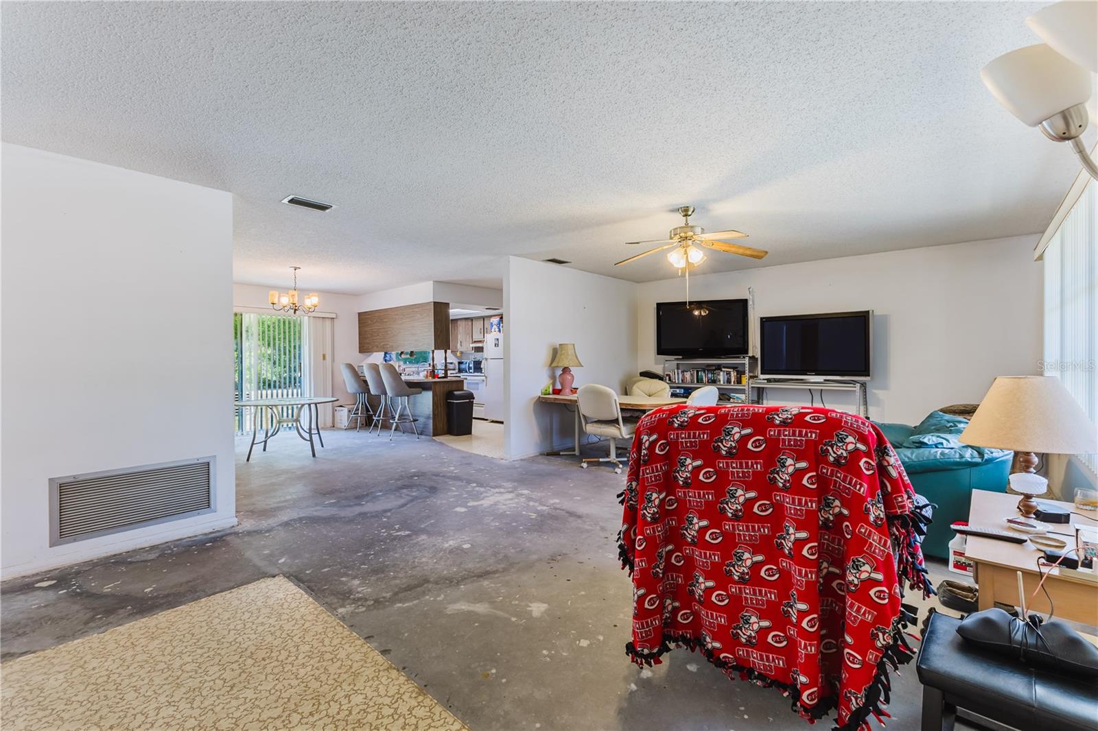 TROPICAL GULF ACRES - Residential