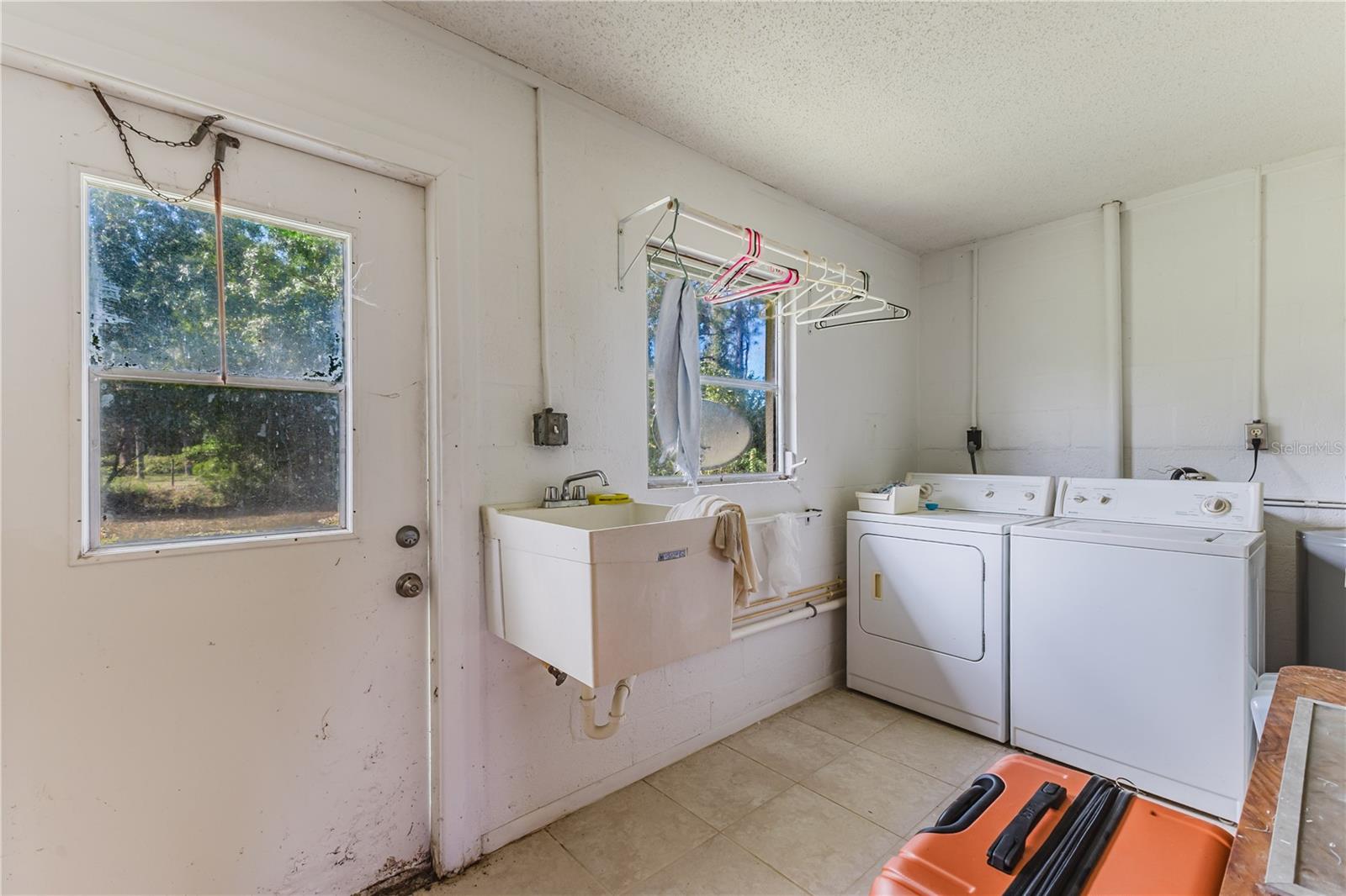 TROPICAL GULF ACRES - Residential