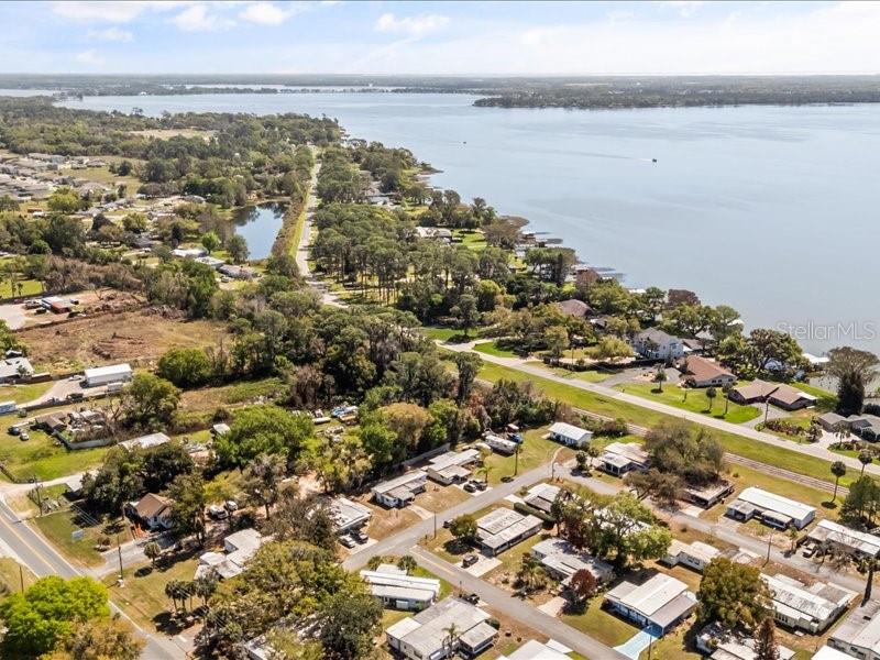 LA DORA MANOR - Residential