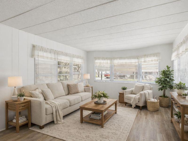 LA DORA MANOR - Residential