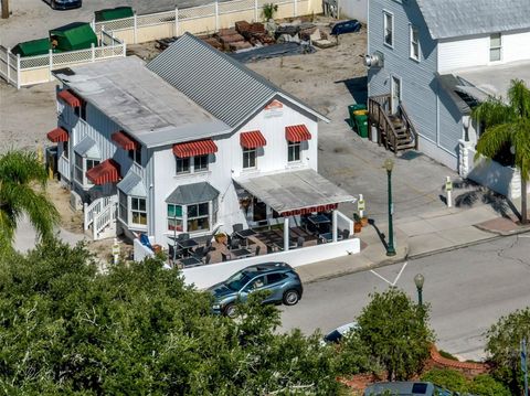 Tiny photo for 120 E Croton Way, Howey In The Hills, FL 34737 (MLS # G5105448)