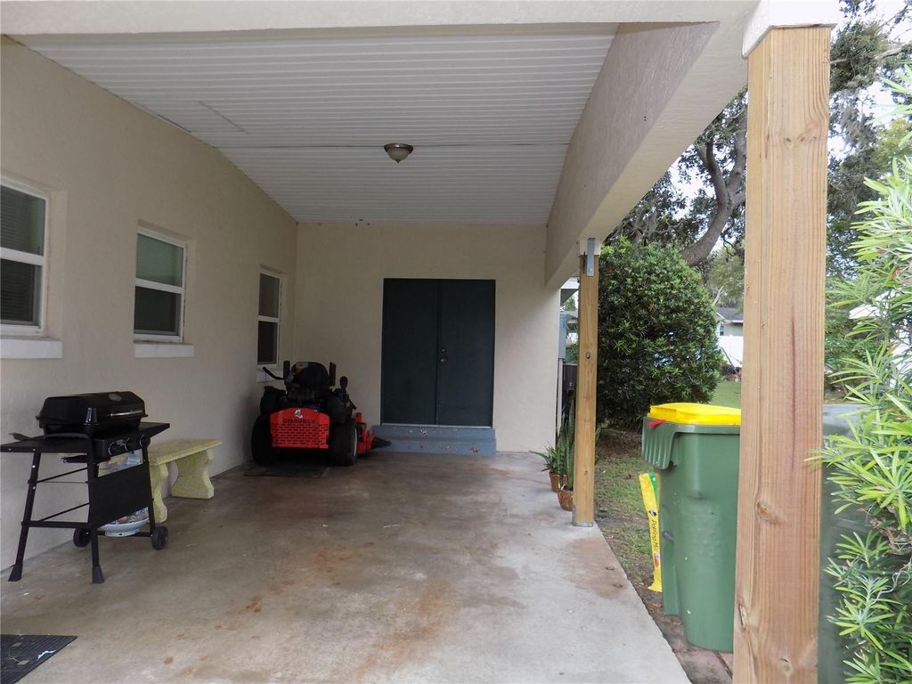 Photo of 1107 N Palmetto Street, Leesburg, FL 34748 (MLS # G5103236)