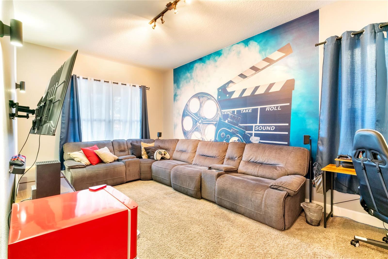 ROYAL LEGACY ESTATES - Residential