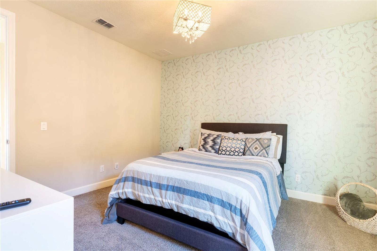 ROYAL LEGACY ESTATES - Residential