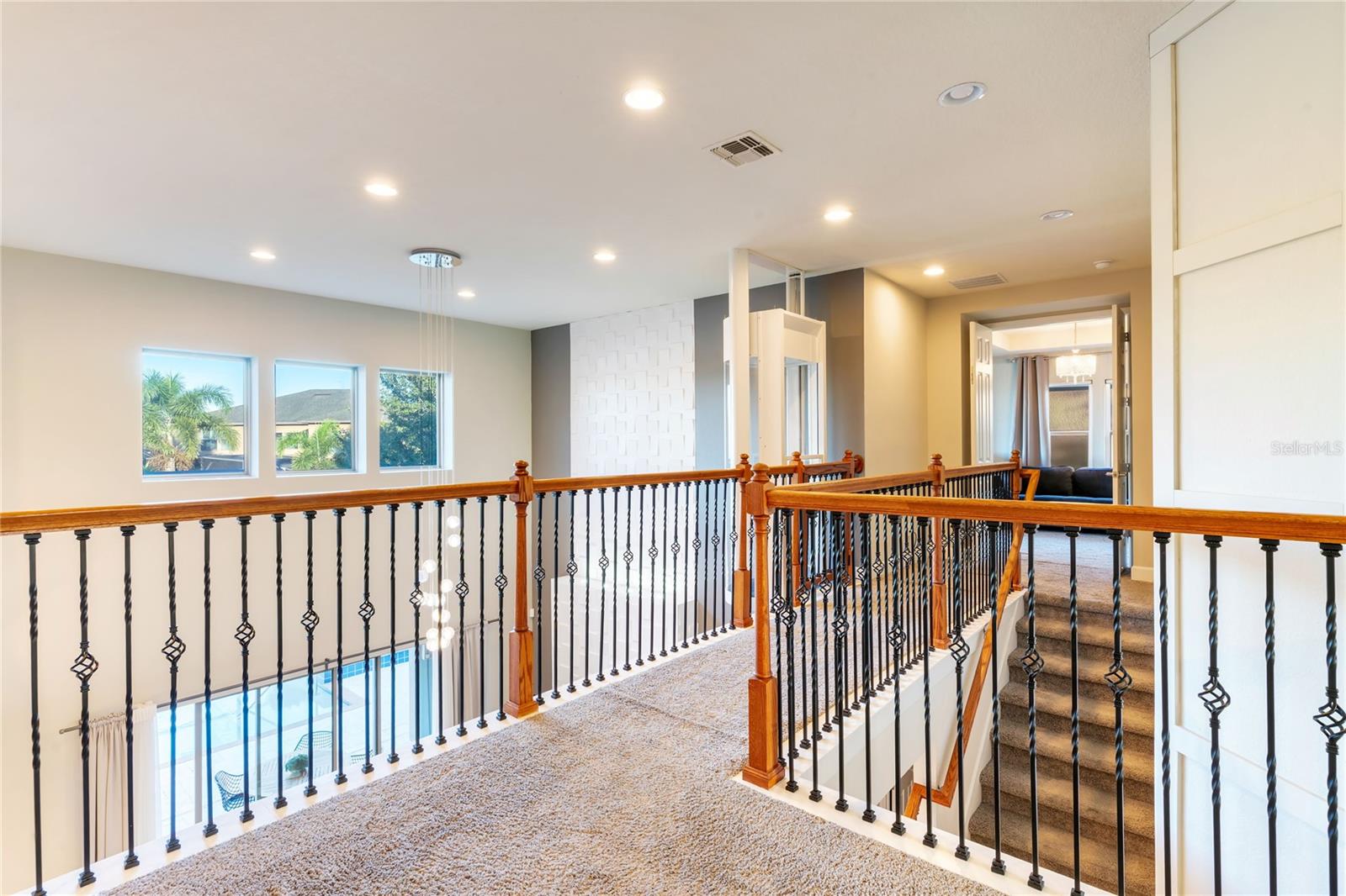 ROYAL LEGACY ESTATES - Residential