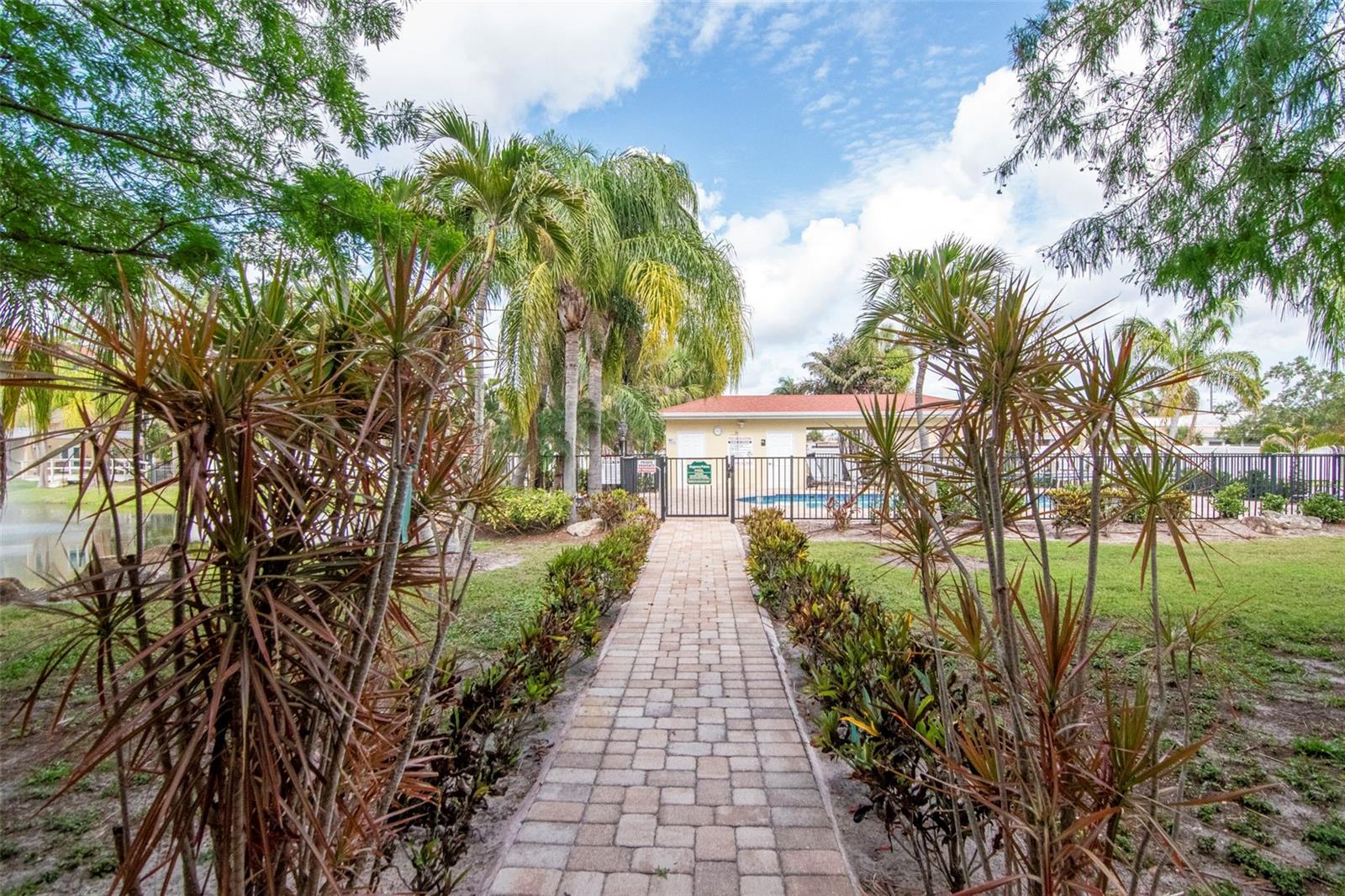 REGENCY PALMS CONDOS BLDG 6 - Residential