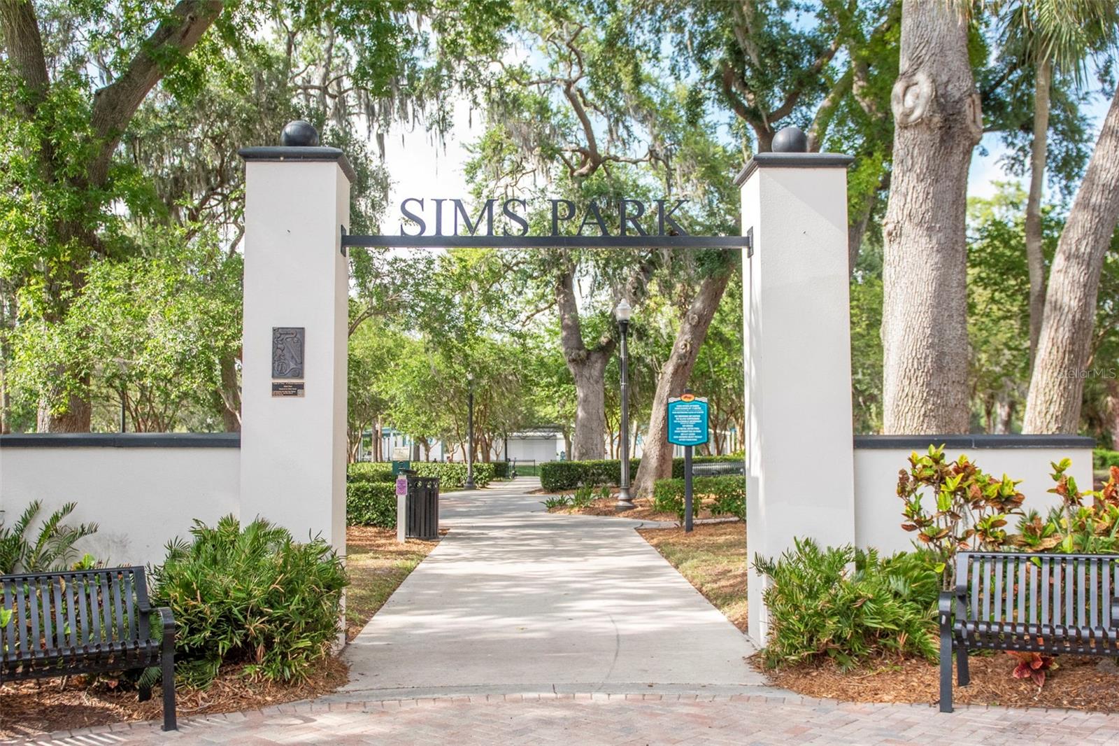 REGENCY PALMS CONDOS BLDG 6 - Residential