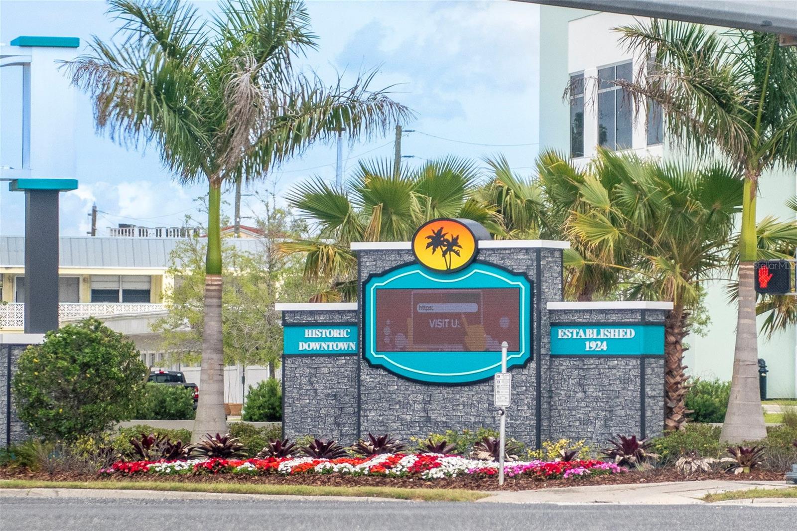 REGENCY PALMS CONDOS BLDG 6 - Residential