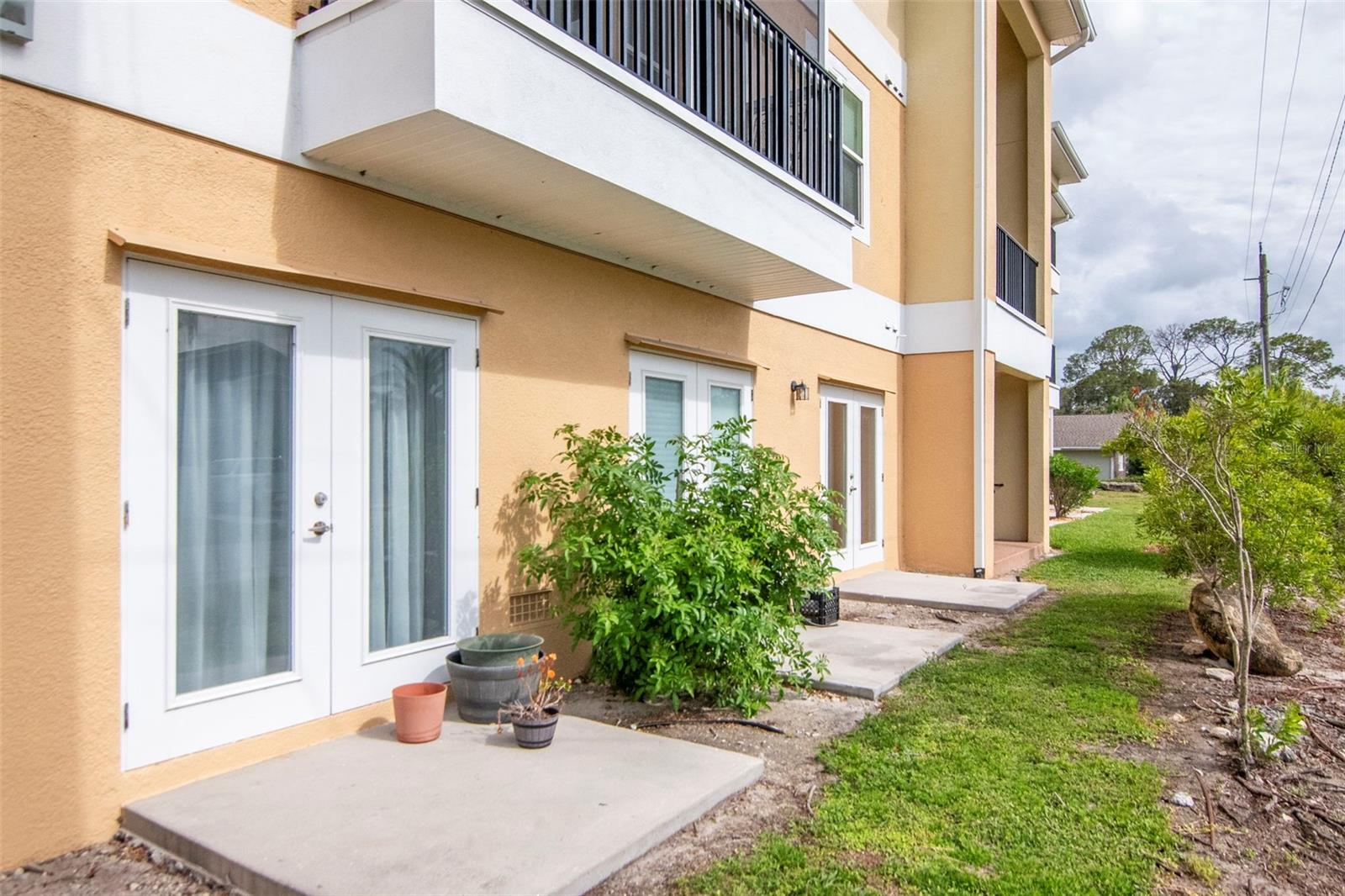 REGENCY PALMS CONDOS BLDG 6 - Residential
