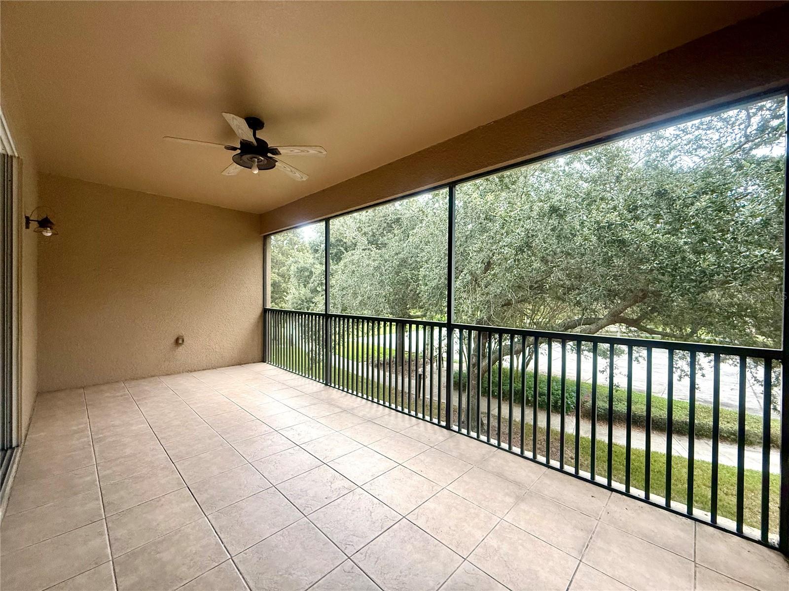 2679 METRO SEVILLA DRIVE 104