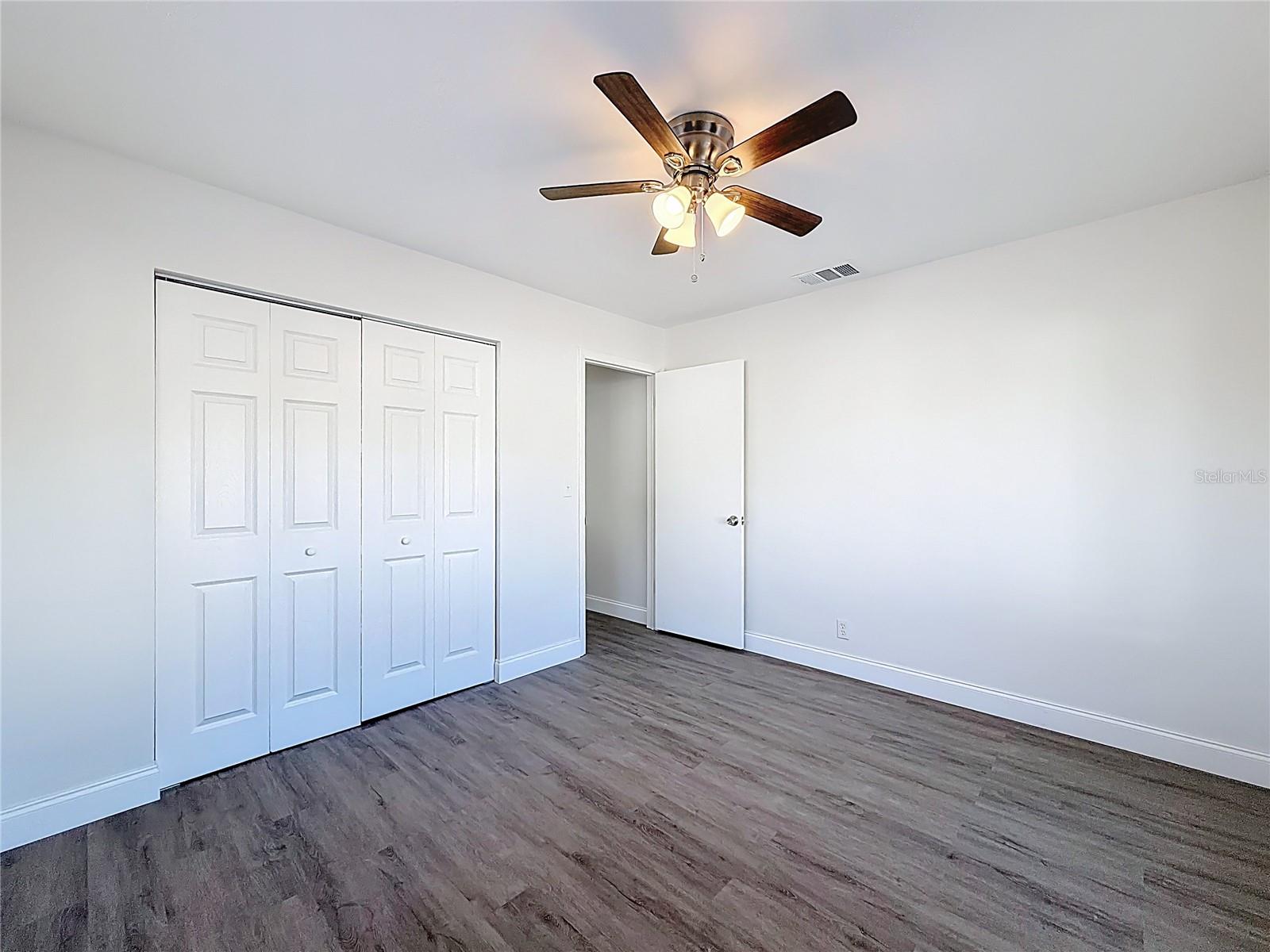 ANCHORAGE OF TARPON LAKE UNIT THREE THE - Residential