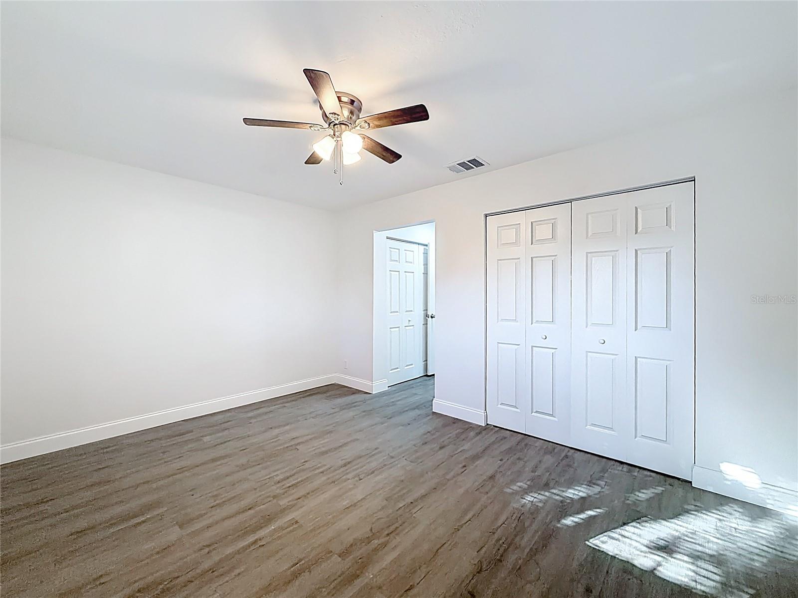 ANCHORAGE OF TARPON LAKE UNIT THREE THE - Residential