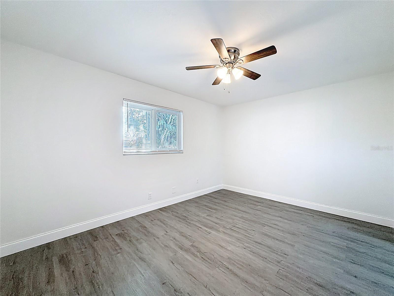 ANCHORAGE OF TARPON LAKE UNIT THREE THE - Residential