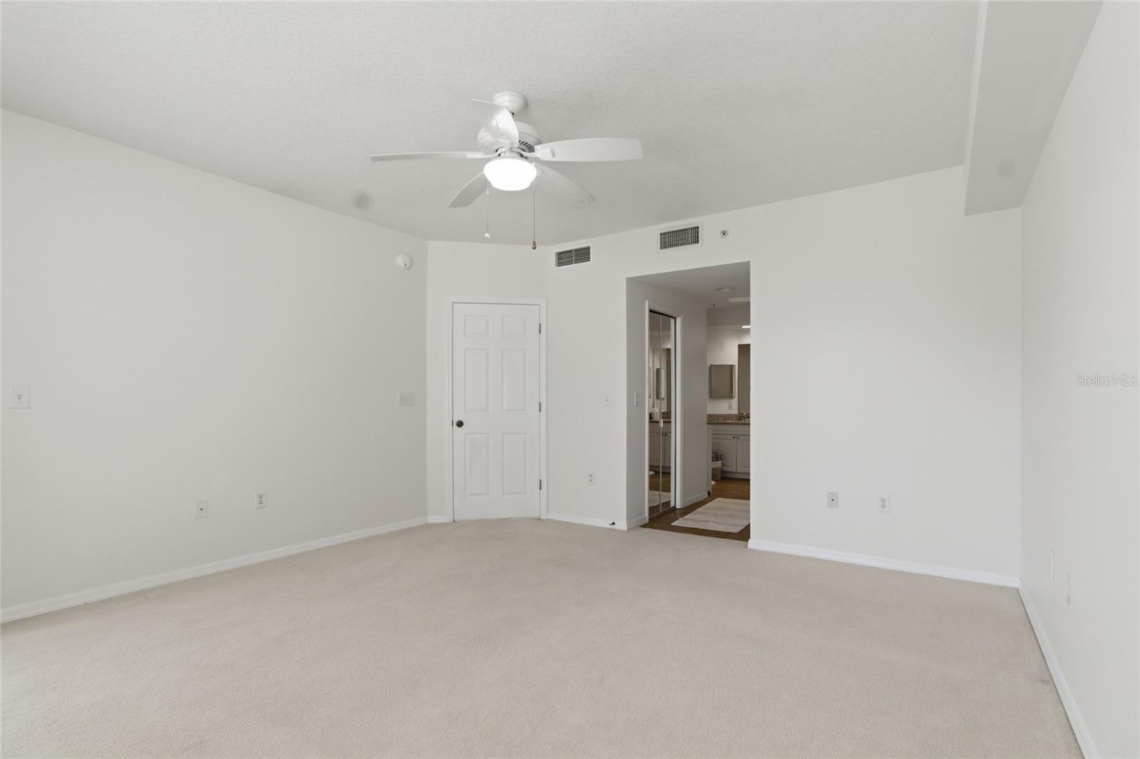 GOLF LAKE CONDO 3 AT EAST BAY - Residential