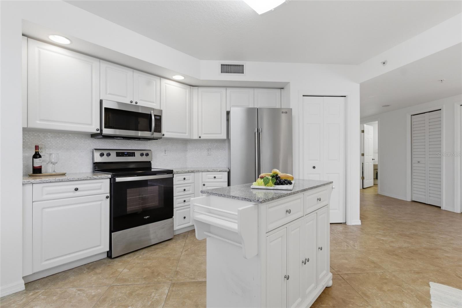 GOLF LAKE CONDO 3 AT EAST BAY - Residential