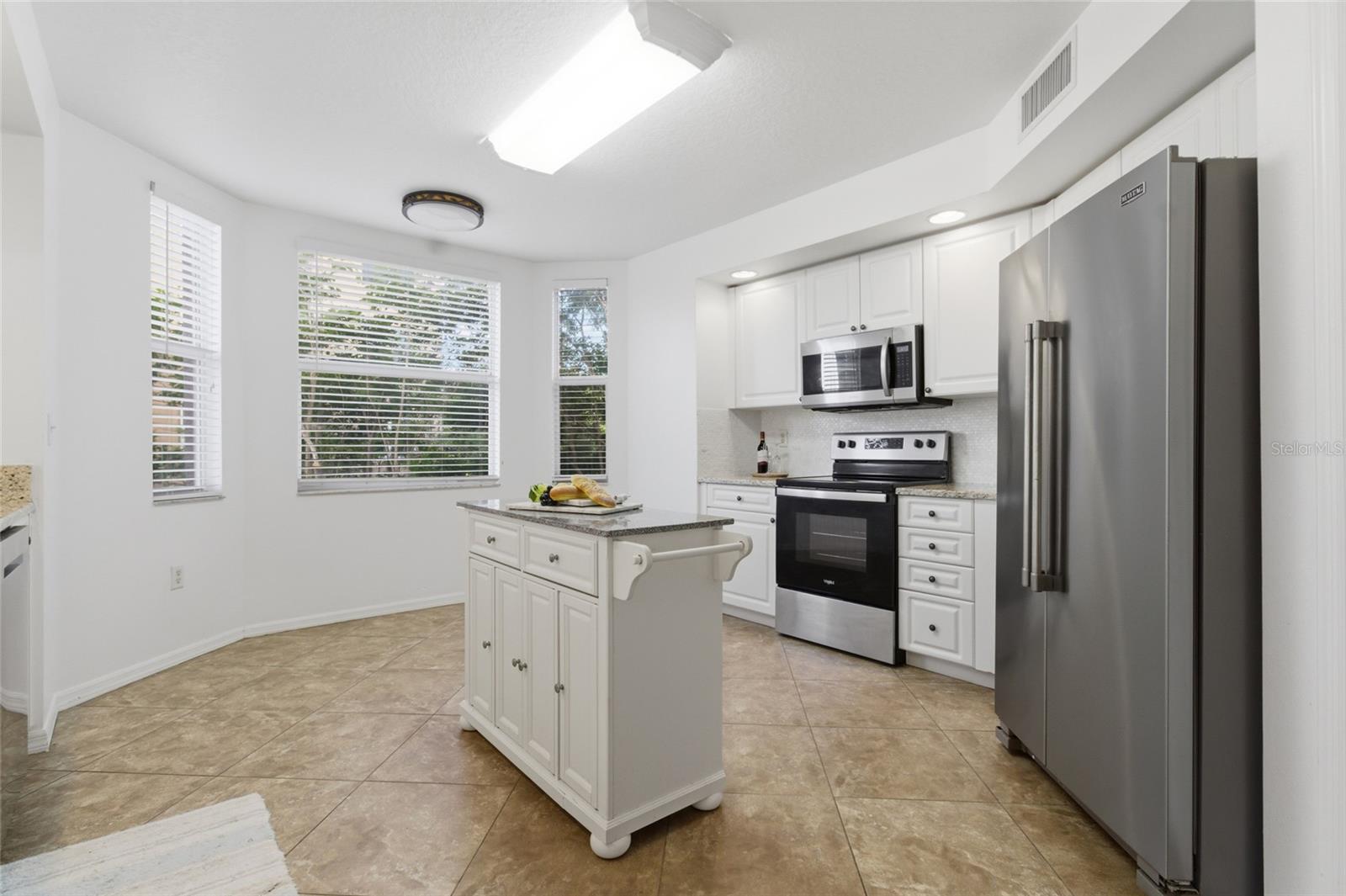 GOLF LAKE CONDO 3 AT EAST BAY - Residential