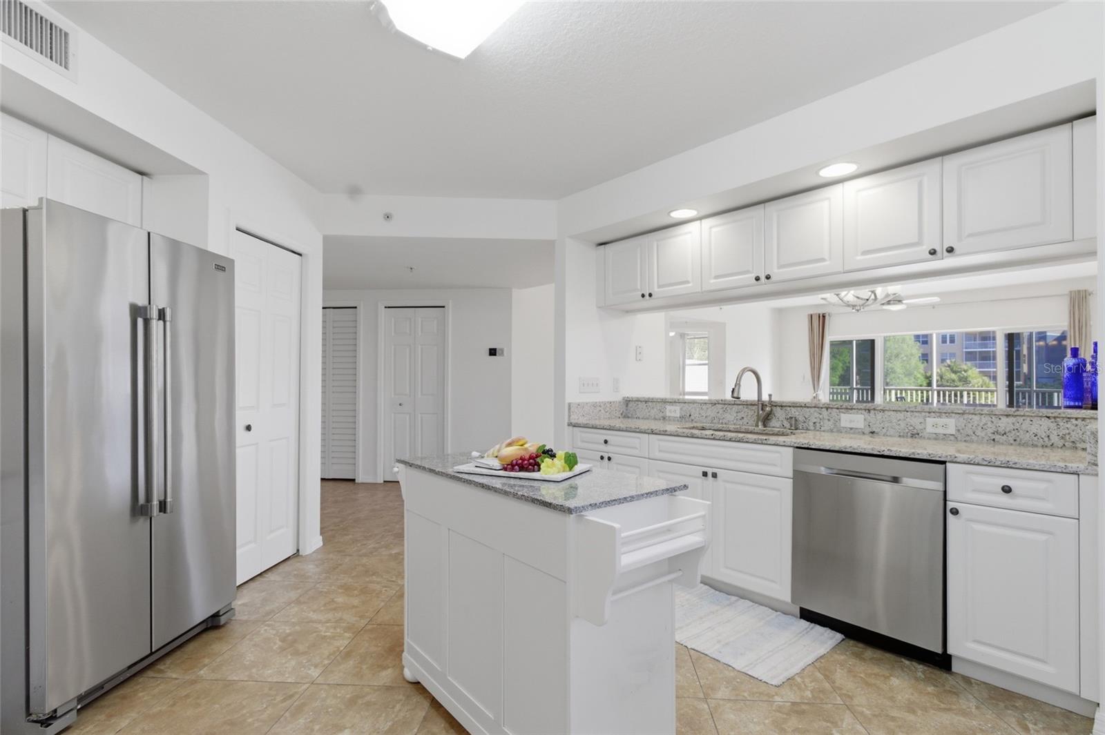 GOLF LAKE CONDO 3 AT EAST BAY - Residential