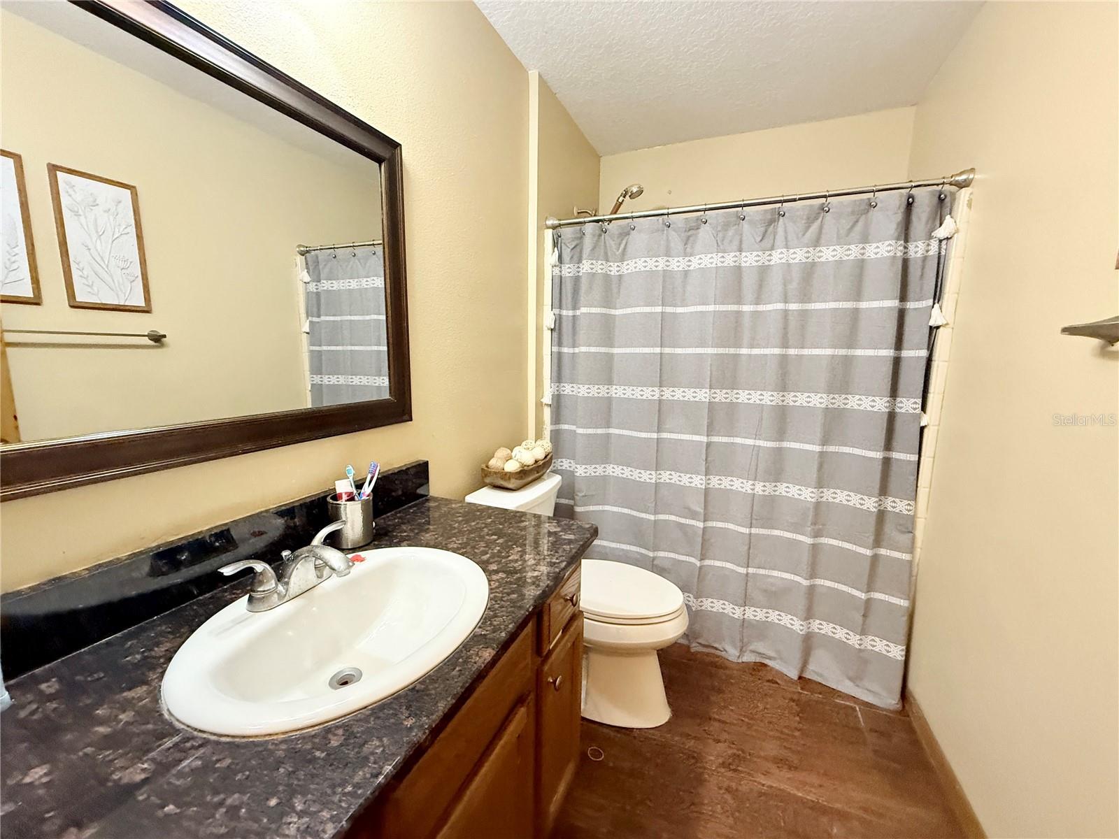 DELTONA LAKES UNIT 04 - Residential