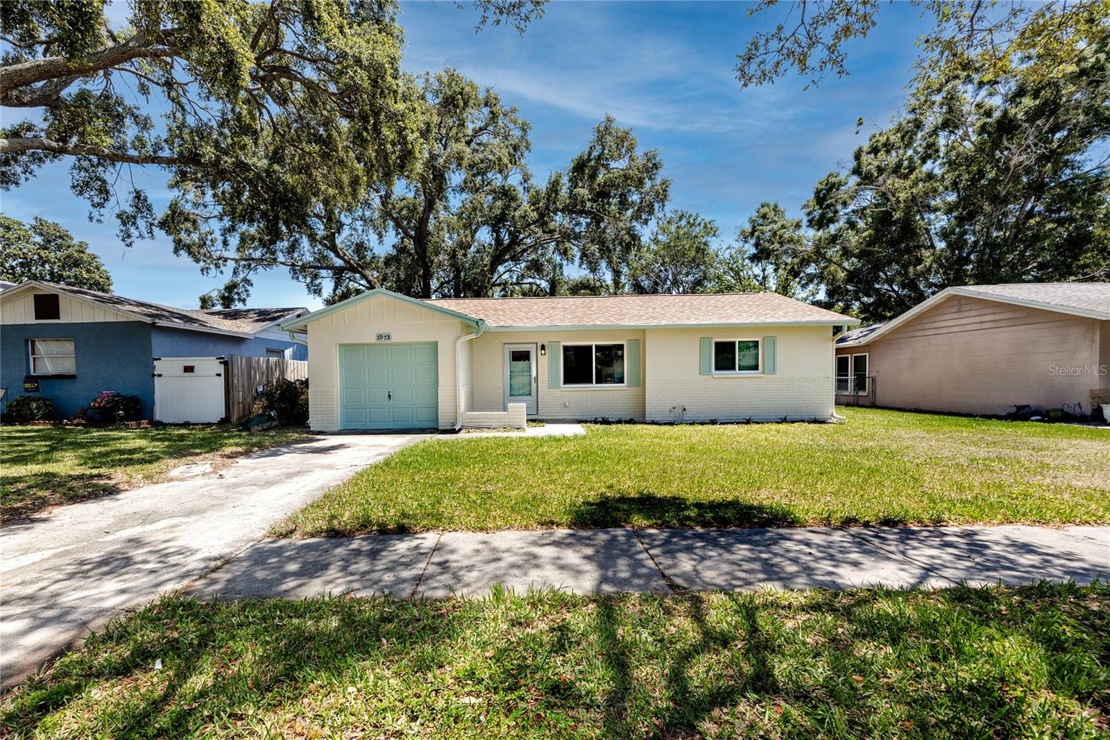 1573 CUMBERLAND LANE