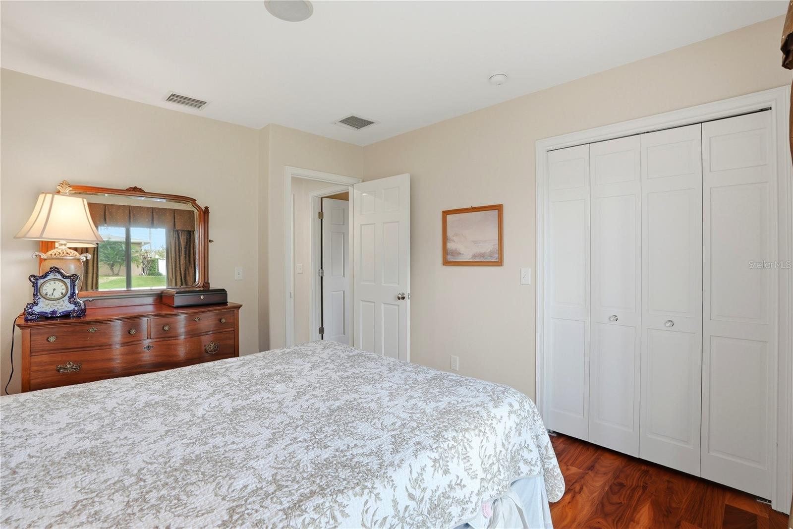 HARBOR HILLS - Residential