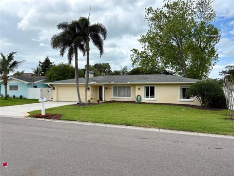 Photo of 1348 High Bluff Drive, Largo, FL 33770 (MLS # TB8491805)