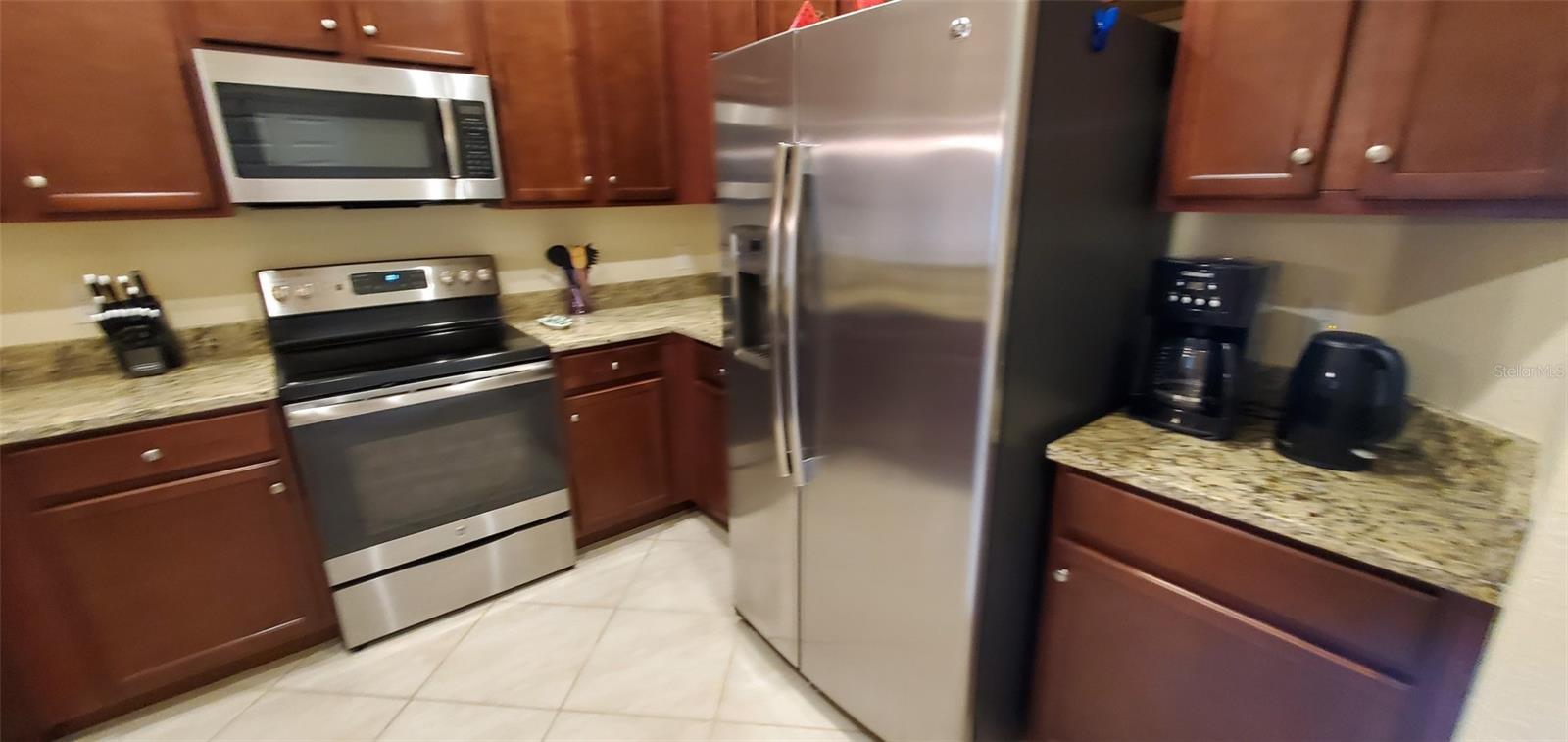 GRAN PARADISO, TWNHMS 1A - Residential Lease