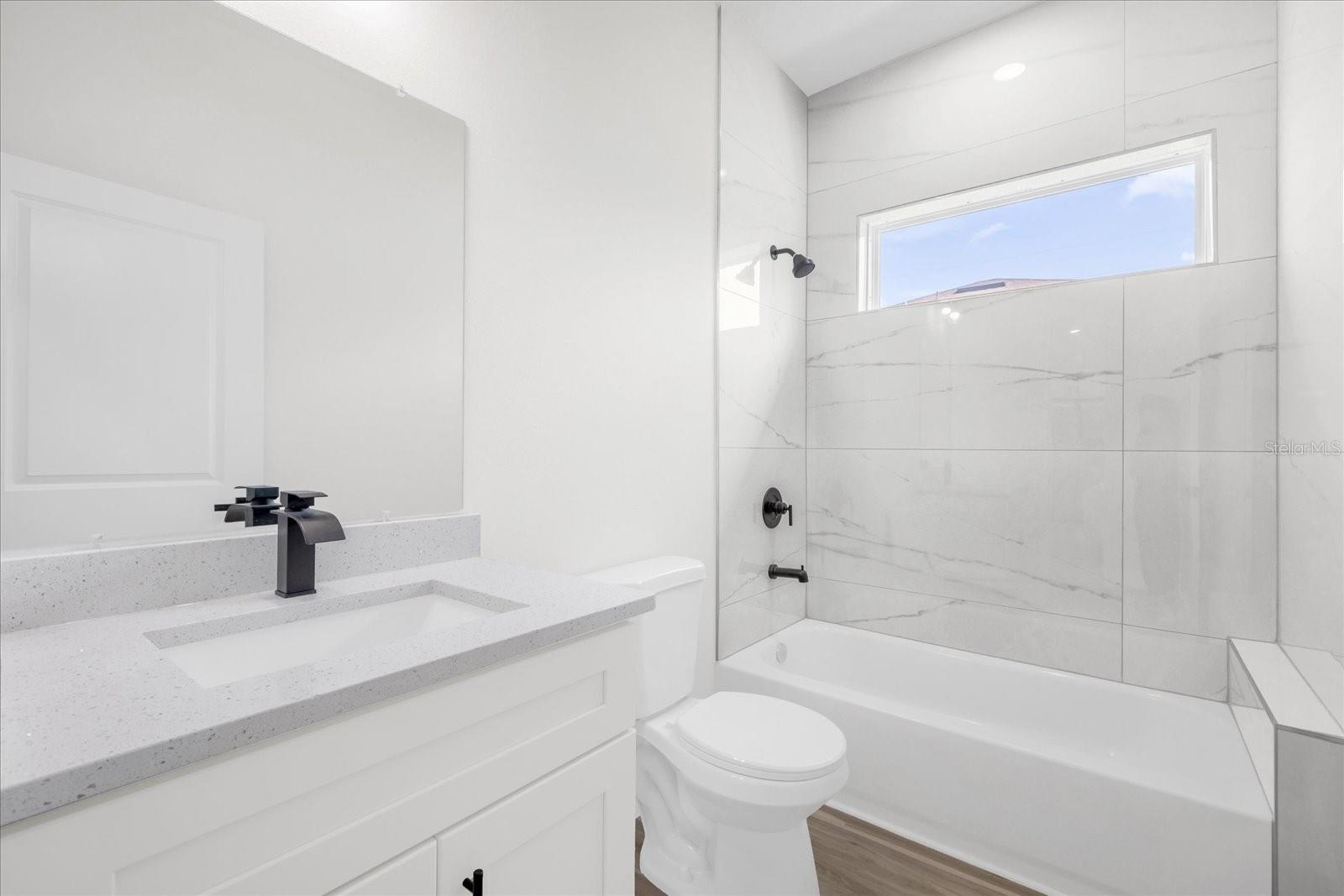 MARION OAKS UN SEVEN - Residential