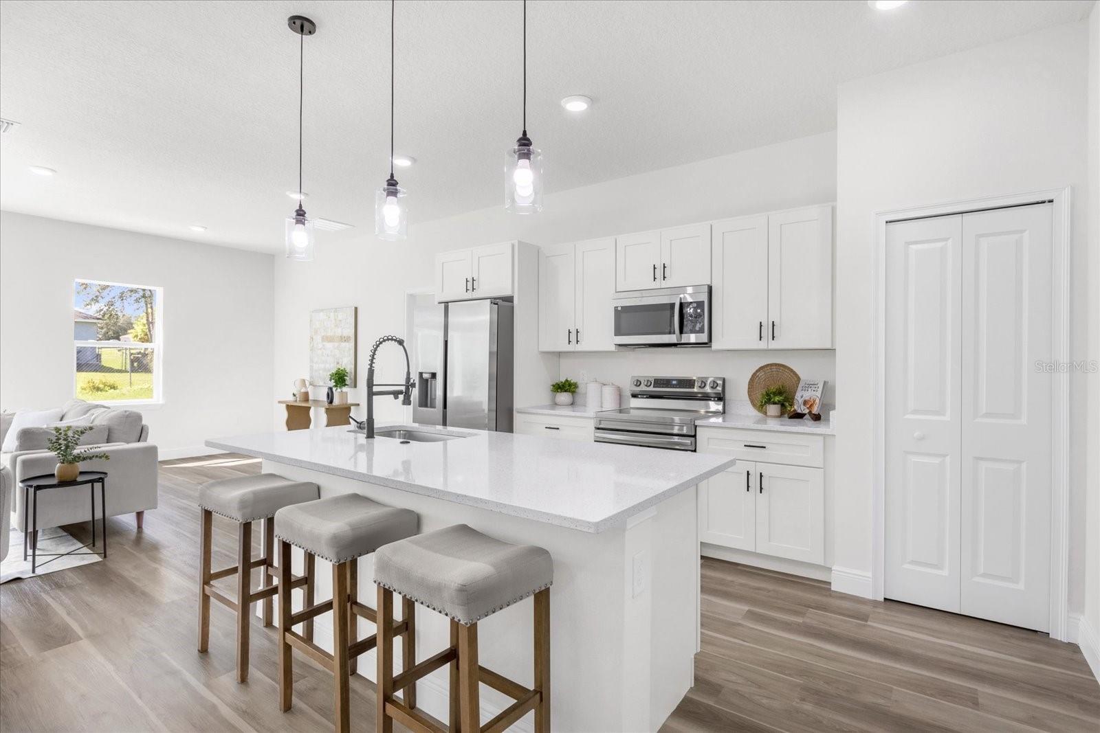 MARION OAKS UN SEVEN - Residential