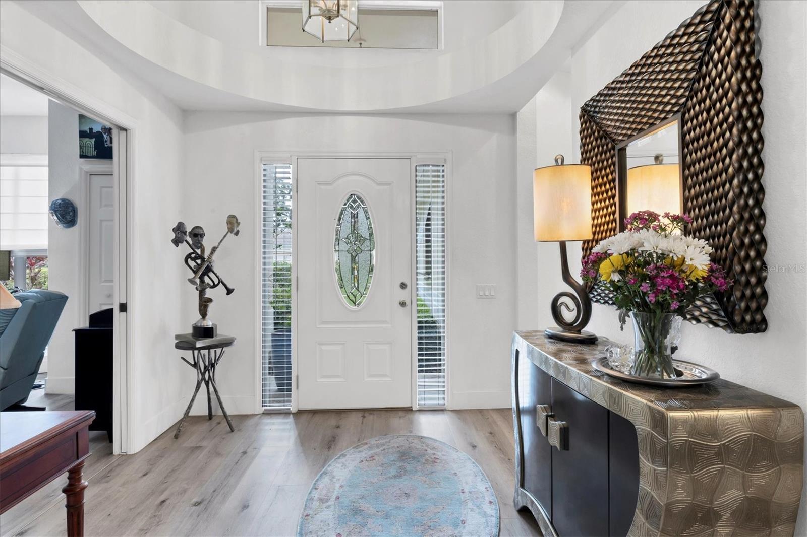 7904 HAMPTON COURT