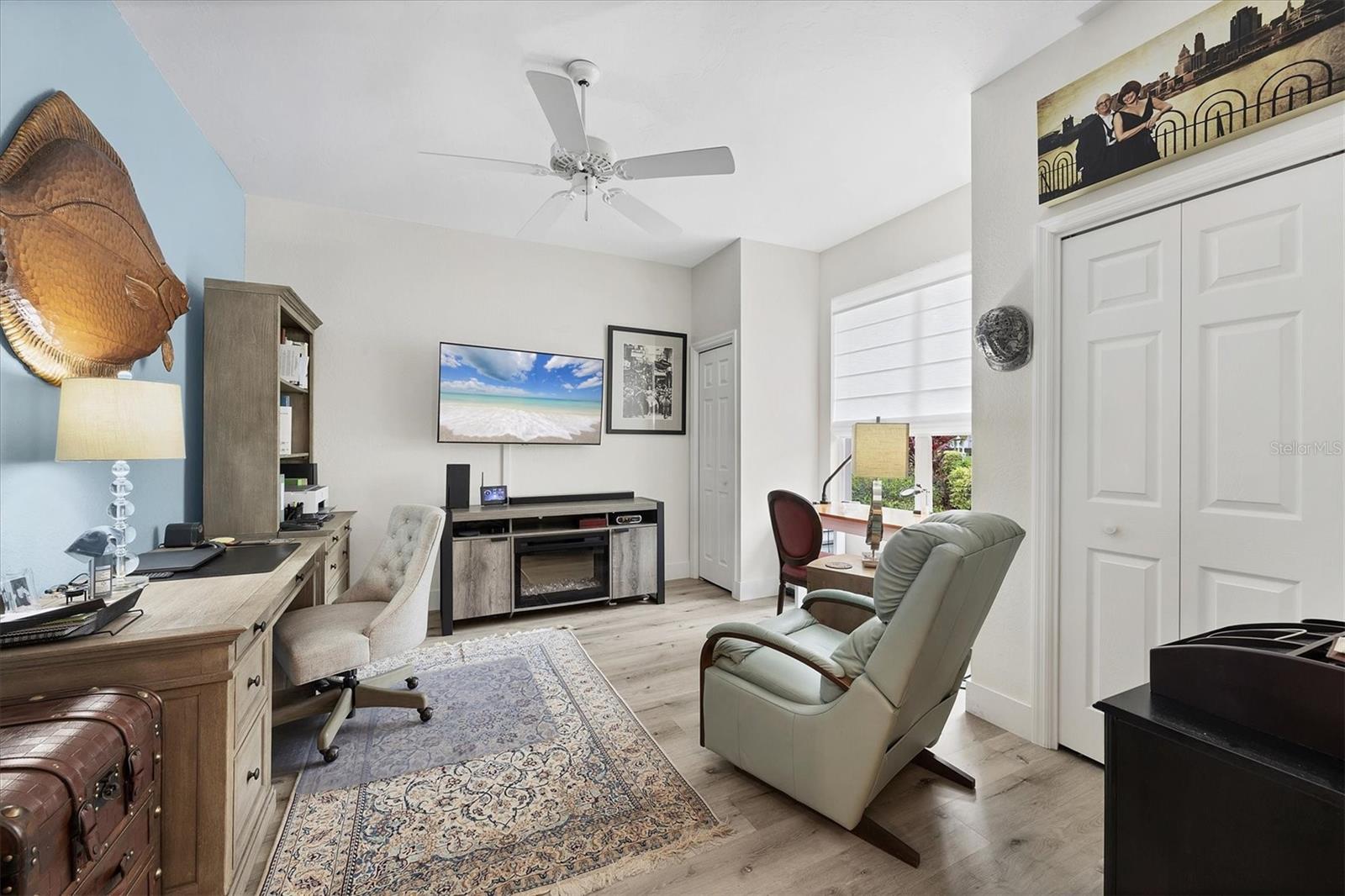 UNIVERSITY PARK COUNTRY CLUB - Residential