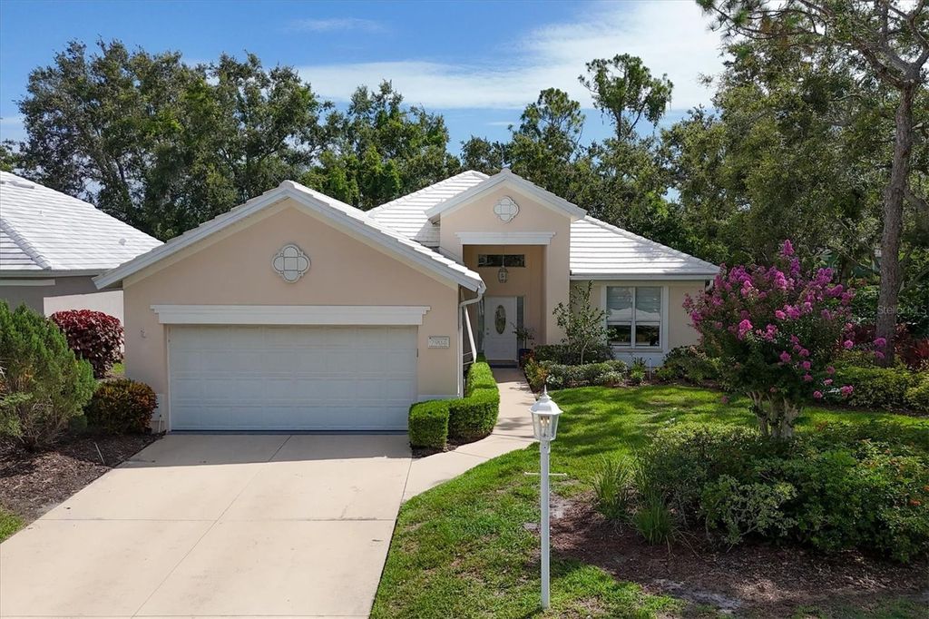 Photo of 7904 Hampton Court, University Park, FL 34201 (MLS # A4657741)