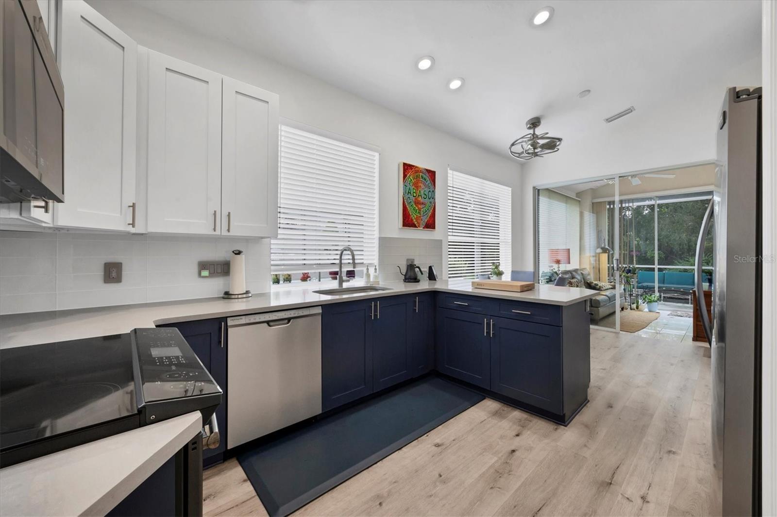 UNIVERSITY PARK COUNTRY CLUB - Residential