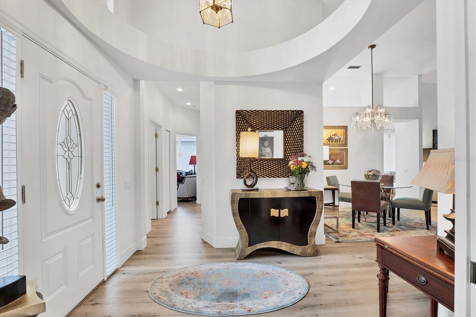 7904 HAMPTON COURT