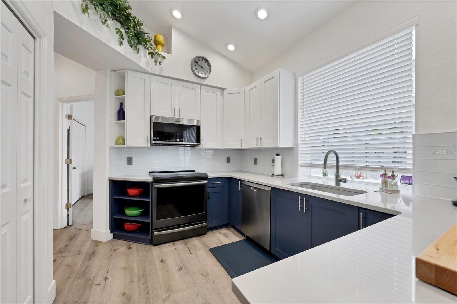 UNIVERSITY PARK COUNTRY CLUB - Residential