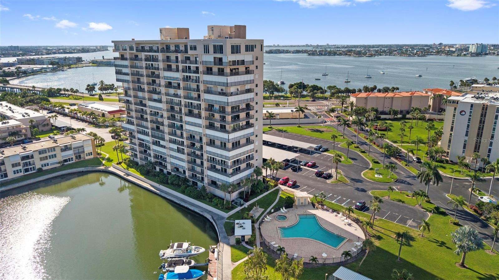 7300 SUN ISLAND DRIVE S 1104