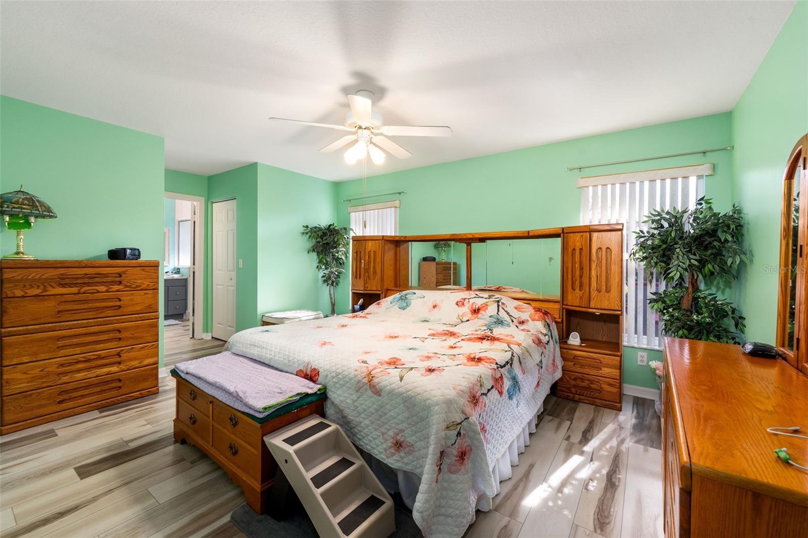 HILLS/STONECREST UN 02 - Residential