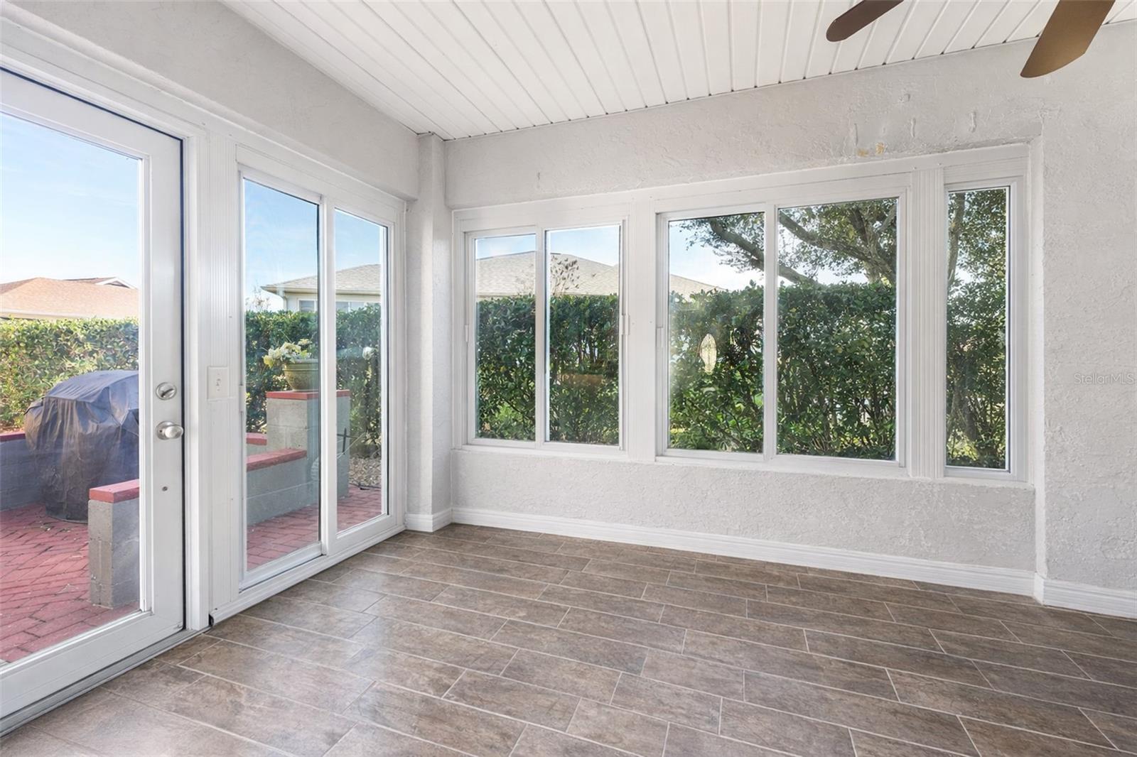 HILLS/STONECREST UN 02 - Residential